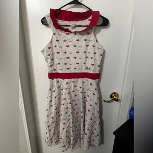 White Cream Sleeveless A-Line Dress with Cowl Neck‎